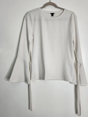 Ann Taylor Size Medium Off White Bell Sleeve Blouse Tie Detail Cream Top